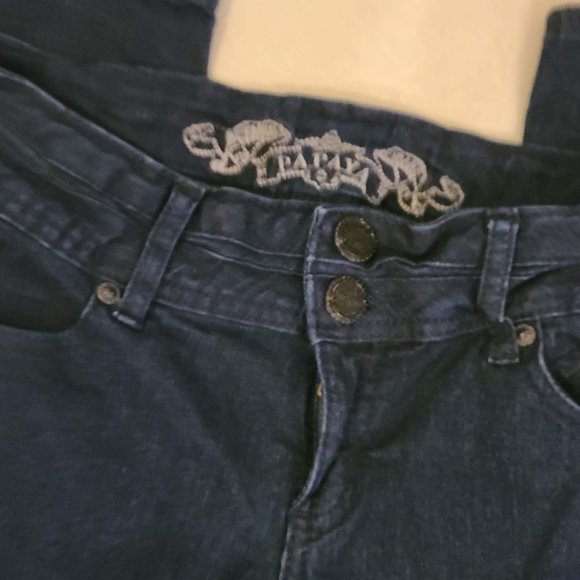 Women's Papaya Dark Wash Skinny Jeans - Picture 2 of 8